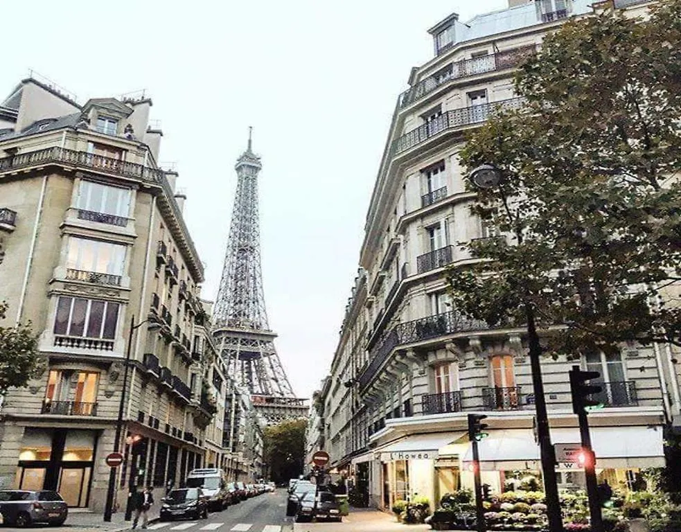 Tour Eiffel Beaugrenelle Apartment